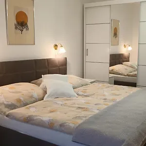  Apartment Alena